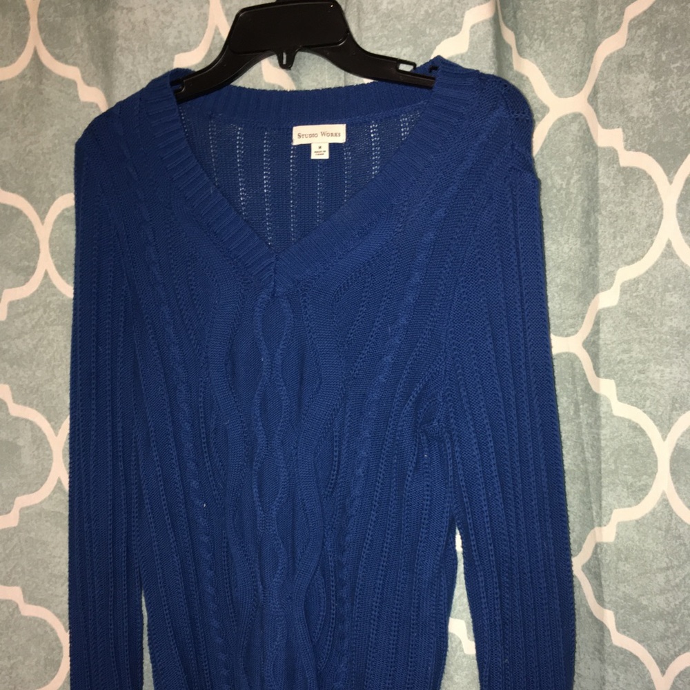 🆑V-Neck Blue Cable Knit-Sweater